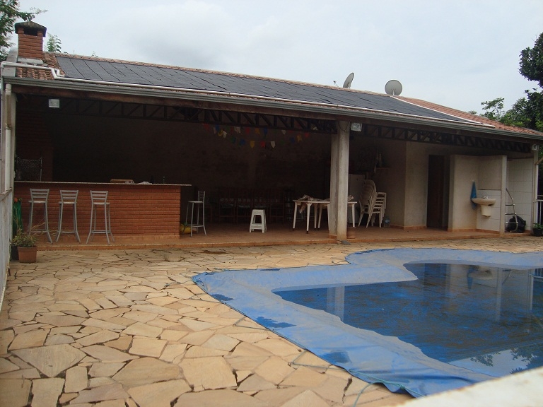 Chácara à venda com 3 quartos, 400m² - Foto 1