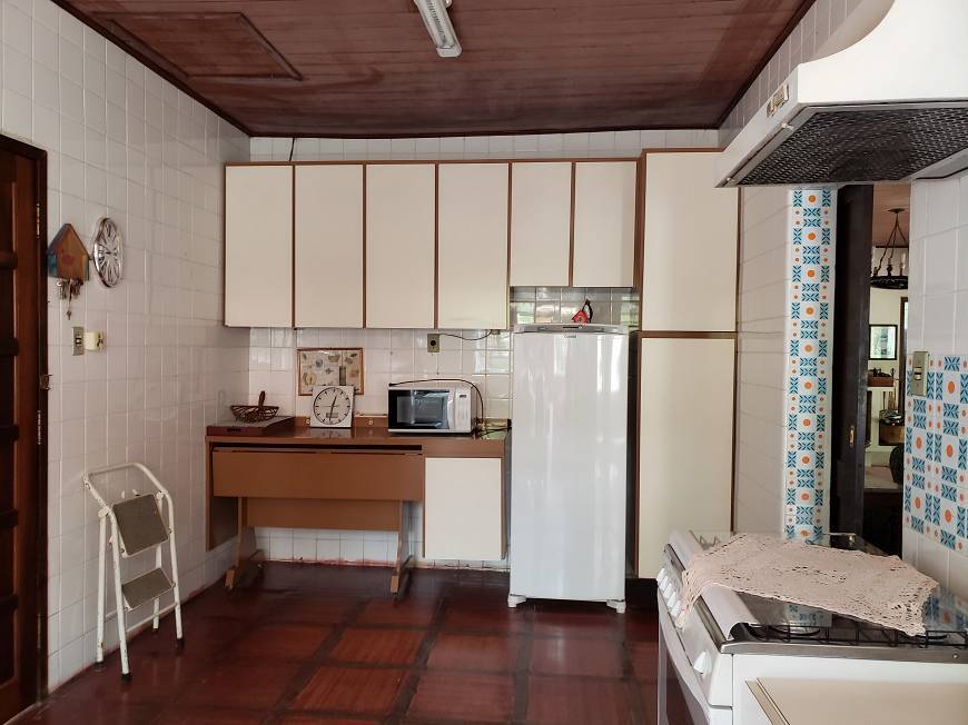 Sítio à venda com 10 quartos, 1000m² - Foto 17