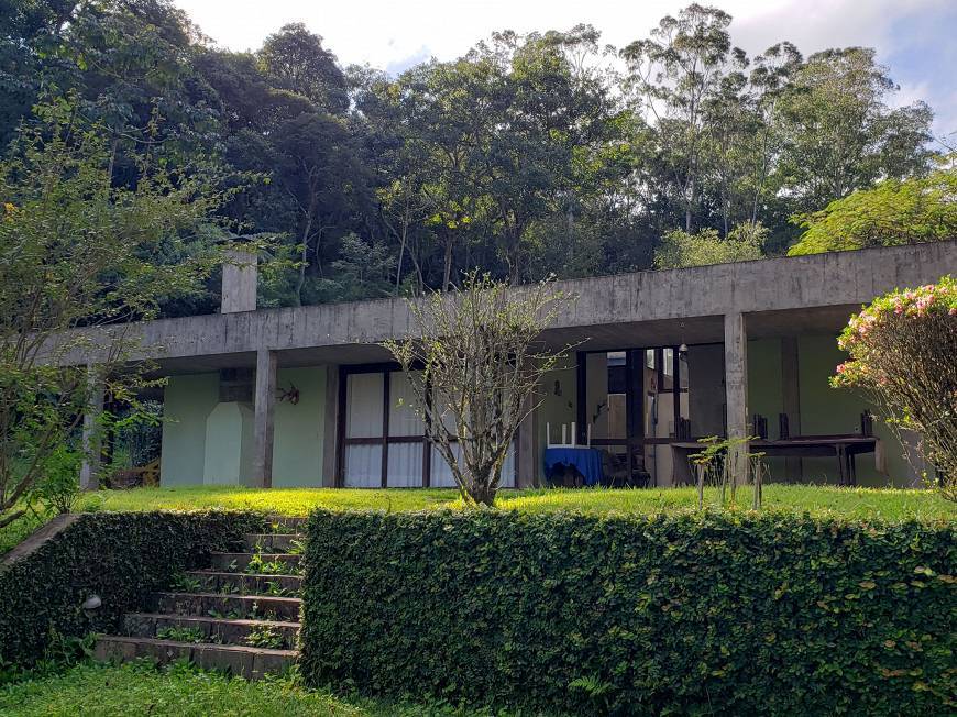Sítio à venda com 10 quartos, 1000m² - Foto 1