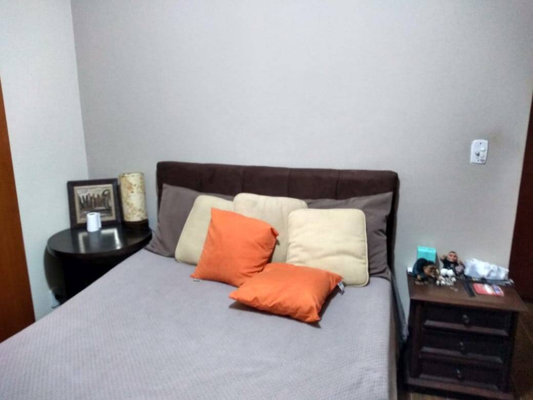 Casa, 3 quartos, 215 m² - Foto 6