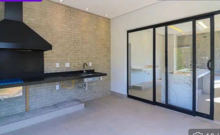 Casa à venda com 4 quartos, 264m² - Foto 11