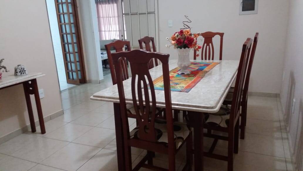Casa, 4 quartos, 306 m² - Foto 4
