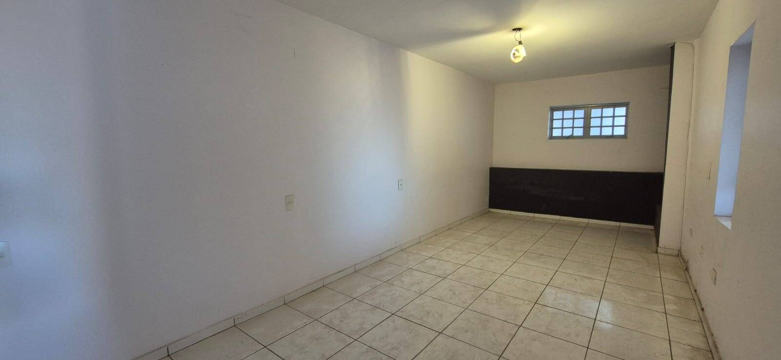 Casa à venda com 2 quartos, 250m² - Foto 15