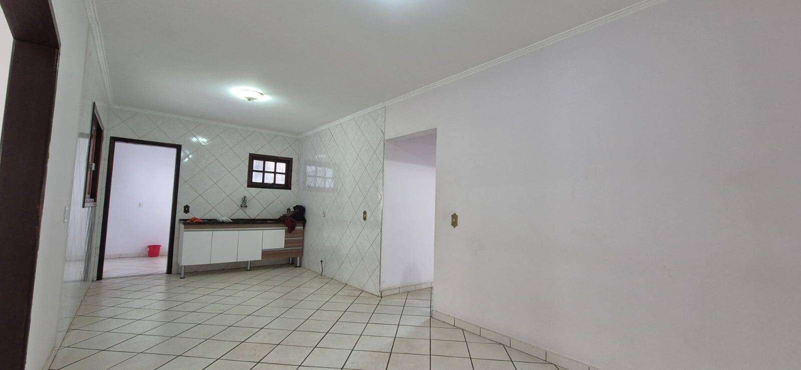 Casa à venda com 2 quartos, 250m² - Foto 9
