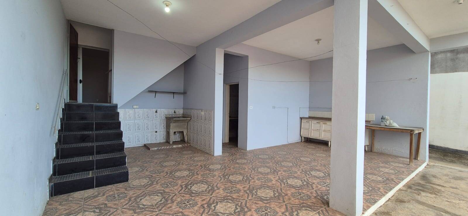 Casa à venda com 2 quartos, 250m² - Foto 18
