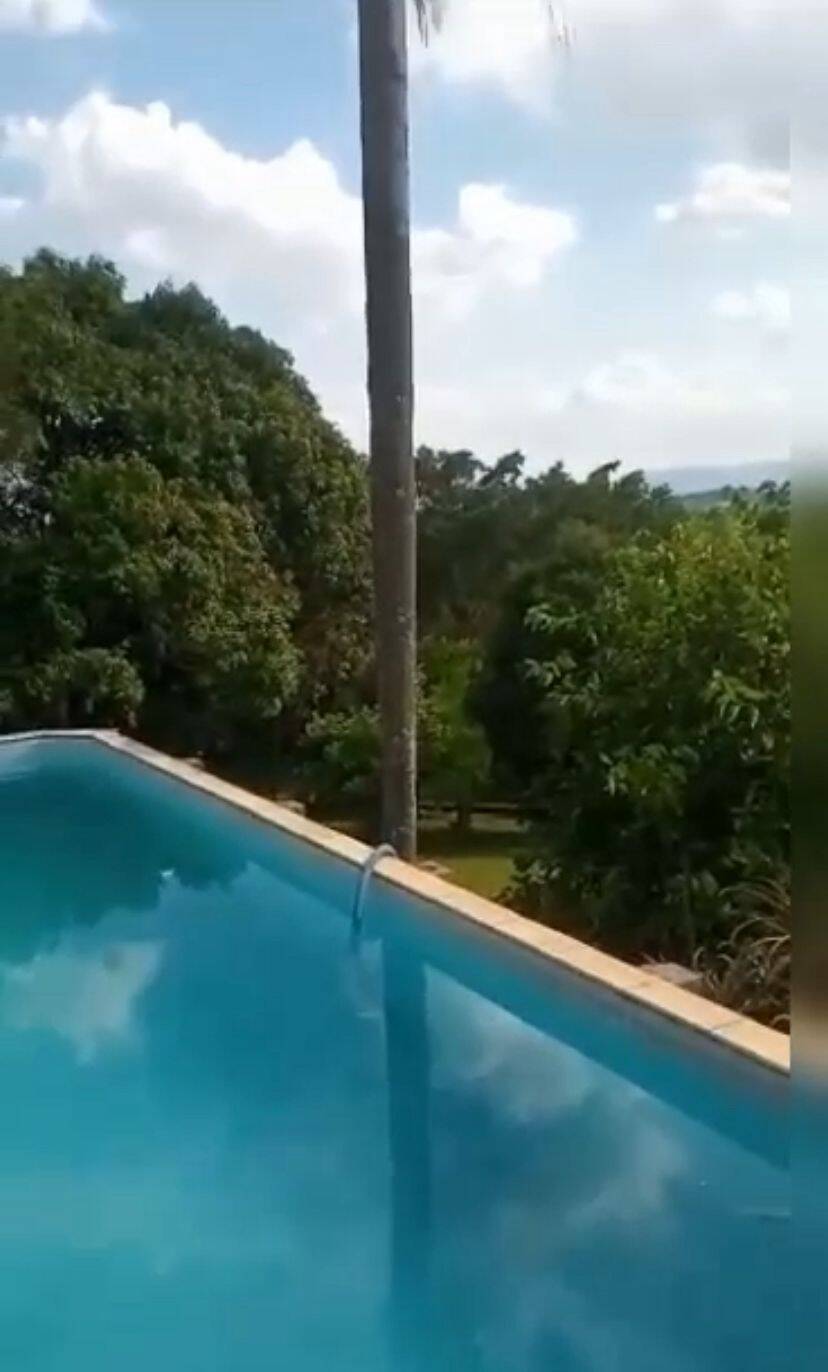Chácara à venda com 2 quartos, 1560m² - Foto 14
