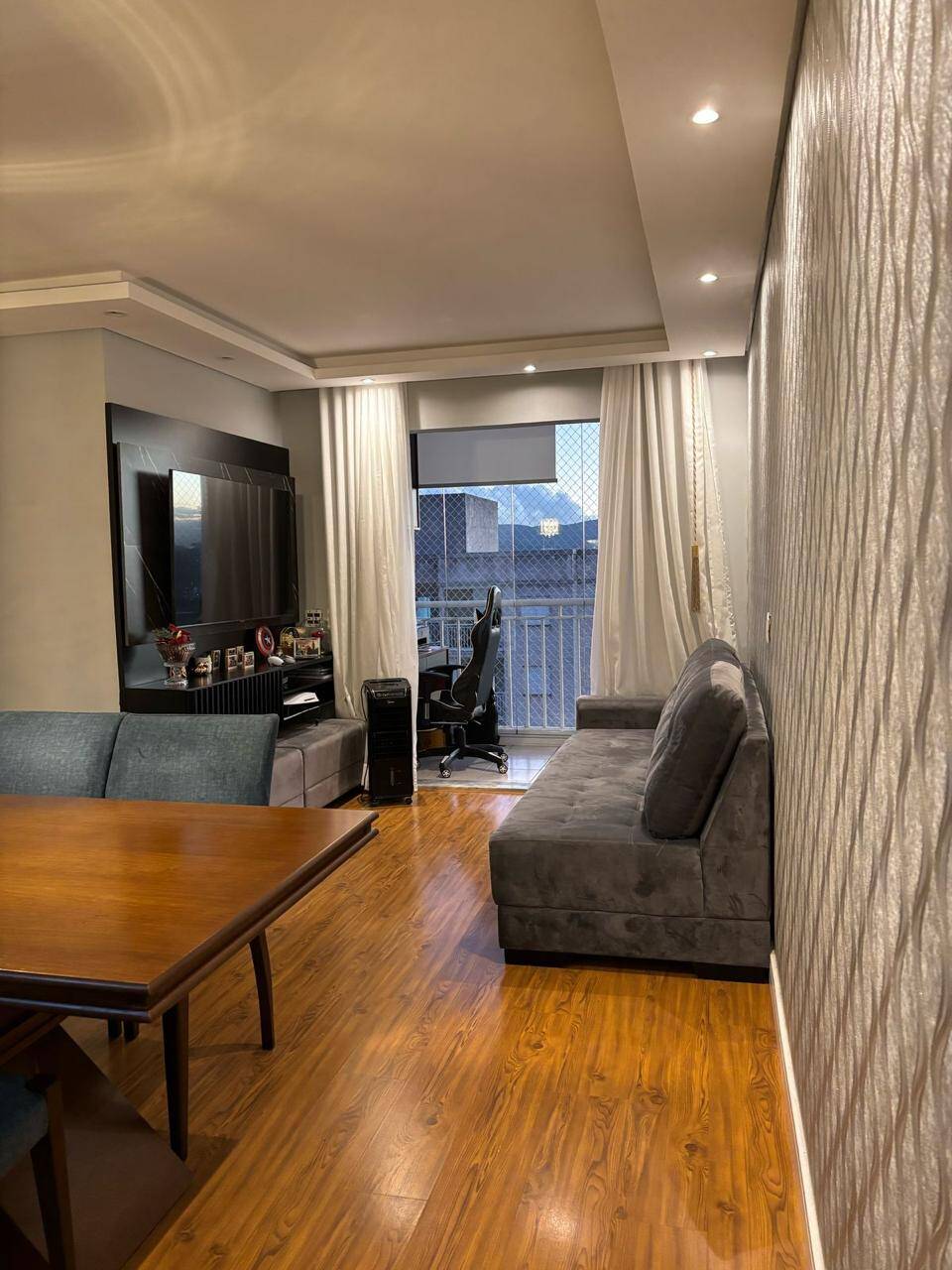 Apartamento à venda com 3 quartos, 72m² - Foto 1