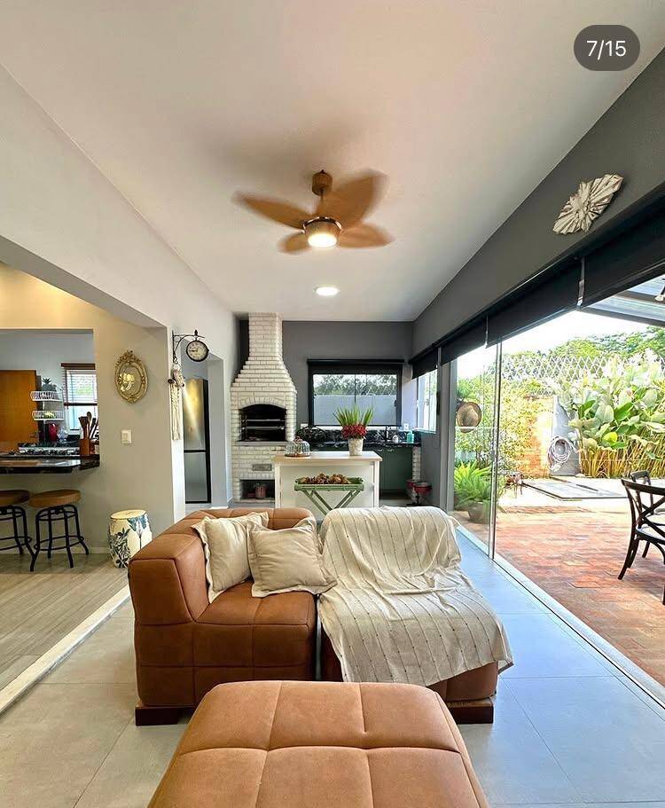 Casa, 3 quartos, 200 m² - Foto 1